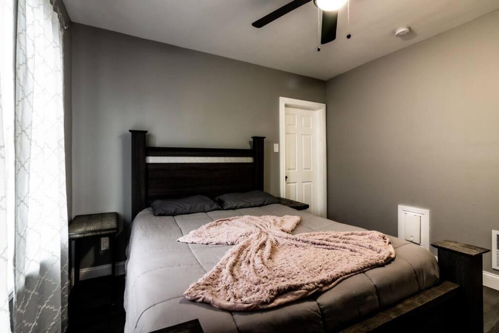 Comfortable 3Br, 1 Bath Close To The Falls Niagara Falls Exterior photo